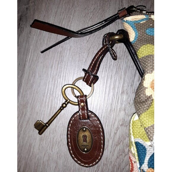 Fossil Coloful Floral Print Purse Handbag Shoulder Bag Key Charm Distressed Boho - Picture 3 of 11